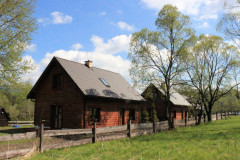 CHATY-RYSIA-I-MISIA-ZEWNATRZ-2