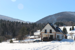 PENSJONAT-HORB-BUDYNEK-Z-ZEWNATRZ-1