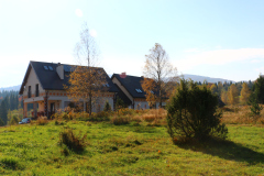 PENSJONAT-HORB-BUDYNEK-Z-ZEWNATRZ-50