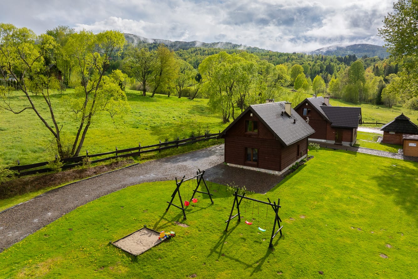 PLAC ZABAW DLA DZIECI – PENSJONATY BIESZCZADY